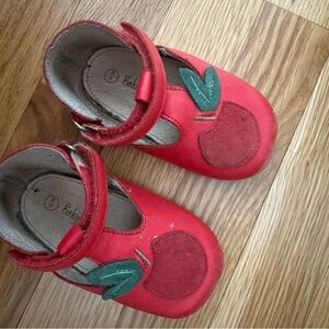 12-18 month baby Boden leather shoes with Apple Design red